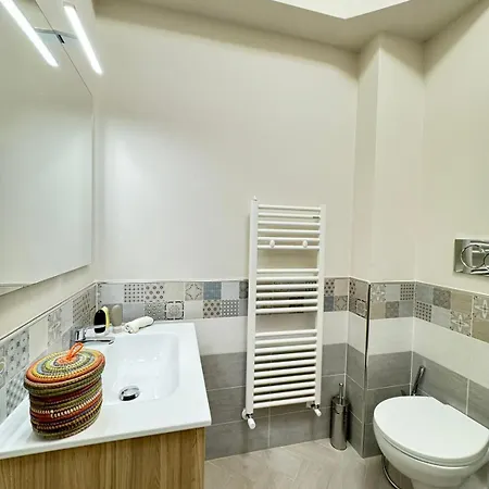 Nocleg ze śniadaniem Over The World Meta